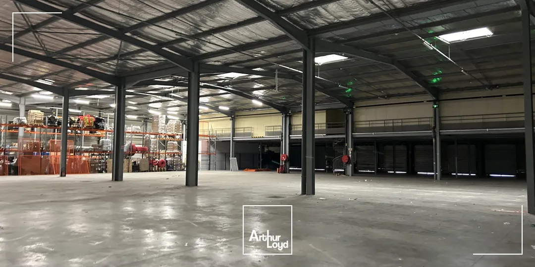 Locaux d'activité & Entrepôts - Location - AIX EN PROVENCE - 13290 - 2200-2200 - 7918530