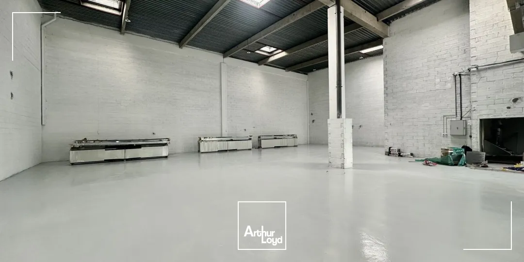 Locaux d'activité & Entrepôts - Location - VITROLLES - 13127 - 741-741 - 7918625