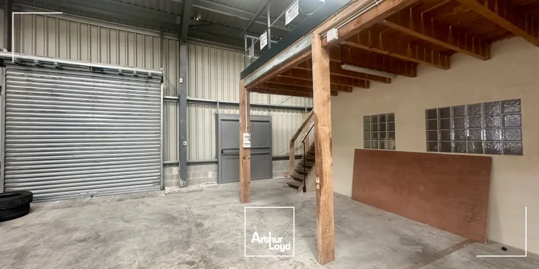 Locaux d'activité & Entrepôts - Vente - SAINT CANNAT - 13760 - 200-840 - 7918686