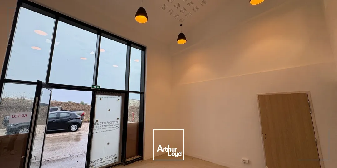 Locaux d'activité & Entrepôts - Location - SAINT JEAN DE BRAYE - 45800 - 689.44-689.44 - 7918843