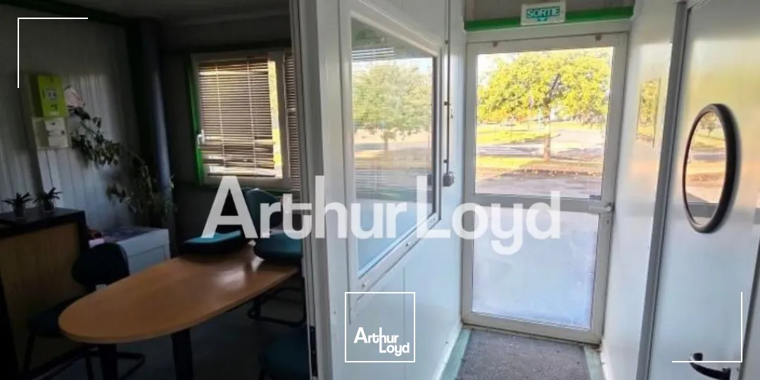 Locaux d'activité & Entrepôts - Vente - VIRE NORMANDIE - 14500 - 300-300 - 7919424