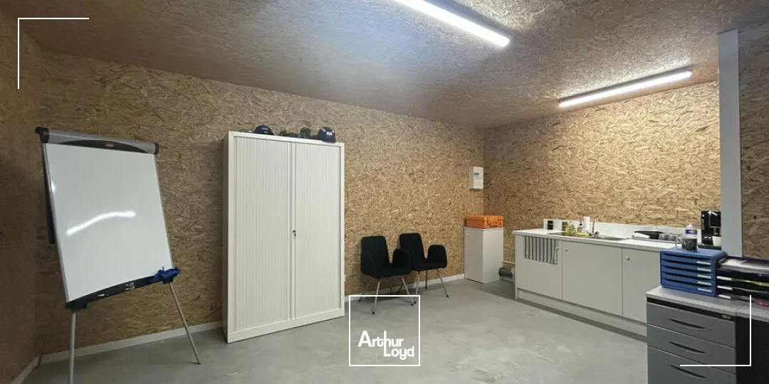 Locaux d'activité & Entrepôts - Location - MORVILLE LES VIC - 57170 - 650-650 - 7919498