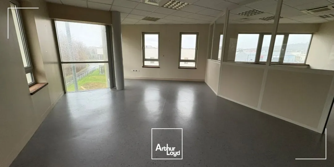 Bureaux - Location - AGNETZ - 60600 - 197.7-197.7 - 7919746