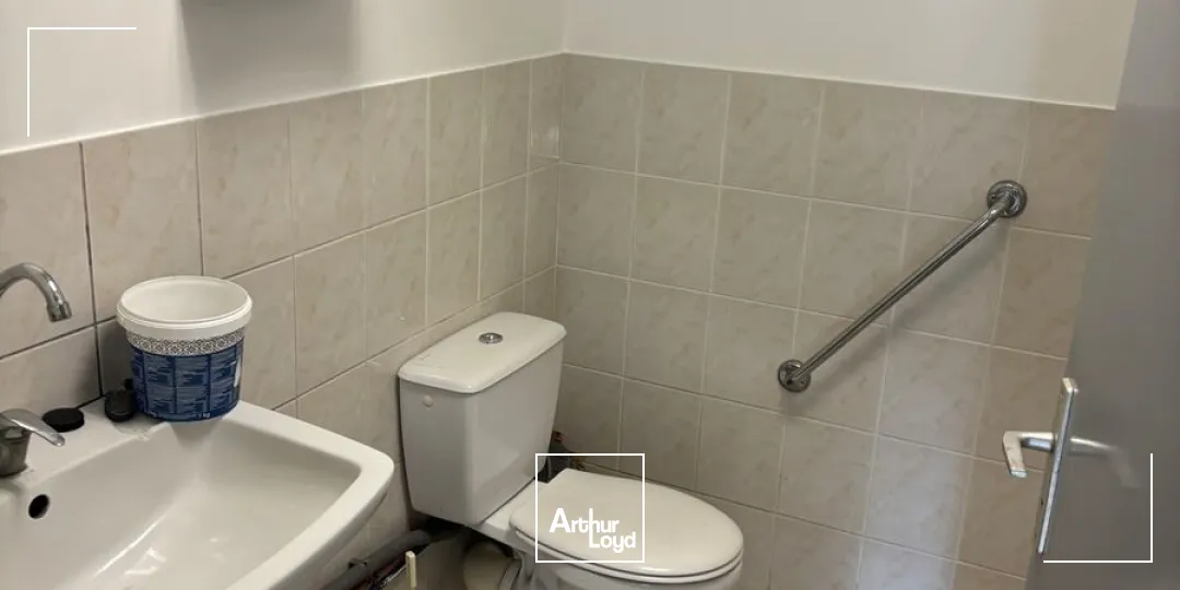 Locaux d'activité & Entrepôts - Location - LAMORLAYE - 60260 - 658-658 - 7919760