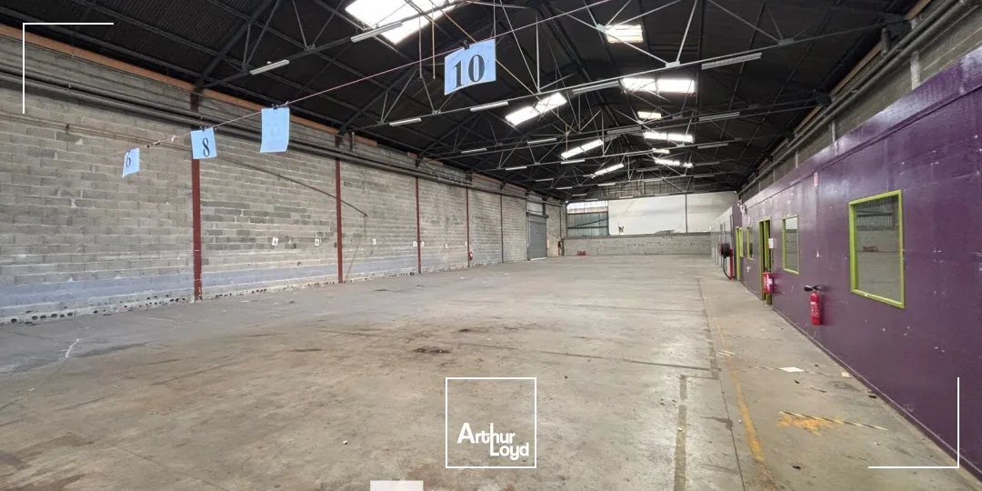 Locaux d'activité & Entrepôts - Location - VENISSIEUX - 69200 - 1030-1030 - 7920266