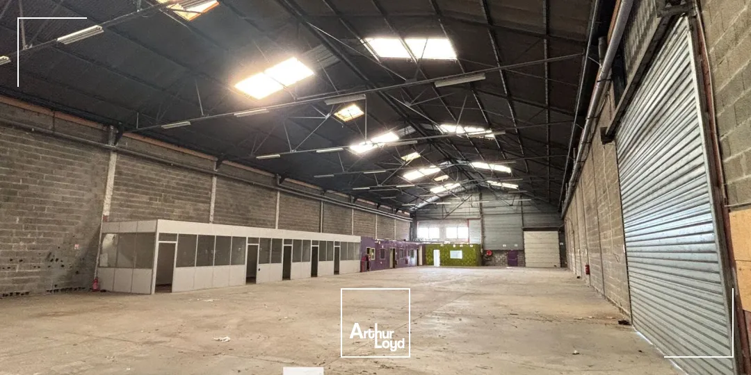 Locaux d'activité & Entrepôts - Location - VENISSIEUX - 69200 - 1030-1030 - 7920269