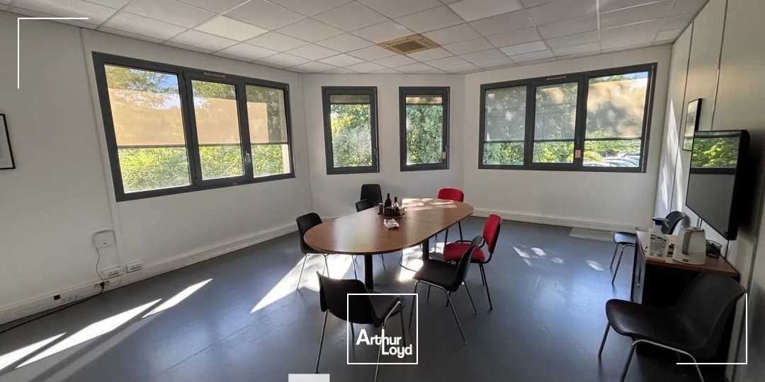 Locaux d'activité & Entrepôts - Location - LISSIEU - 69380 - 759.26-759.26 - 7920277
