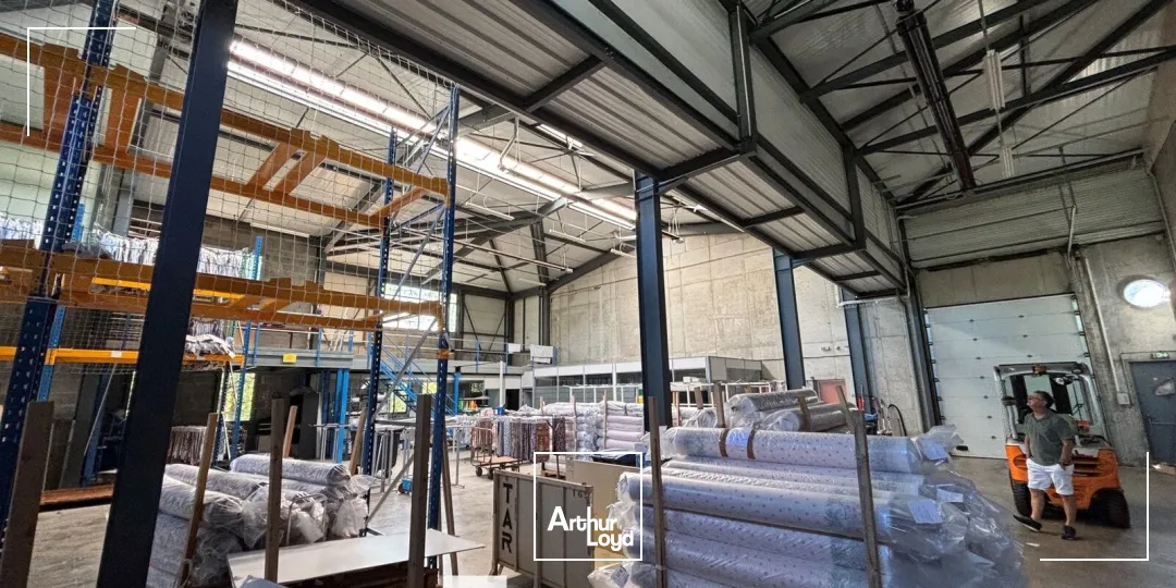 Locaux d'activité & Entrepôts - Location - LISSIEU - 69380 - 759.26-759.26 - 7920276