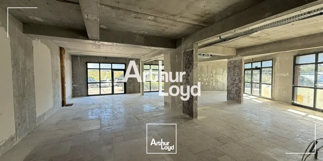 Locaux commerciaux - Location - PUGET SUR ARGENS - 83480 - 157.13-157.13 - 7921528
