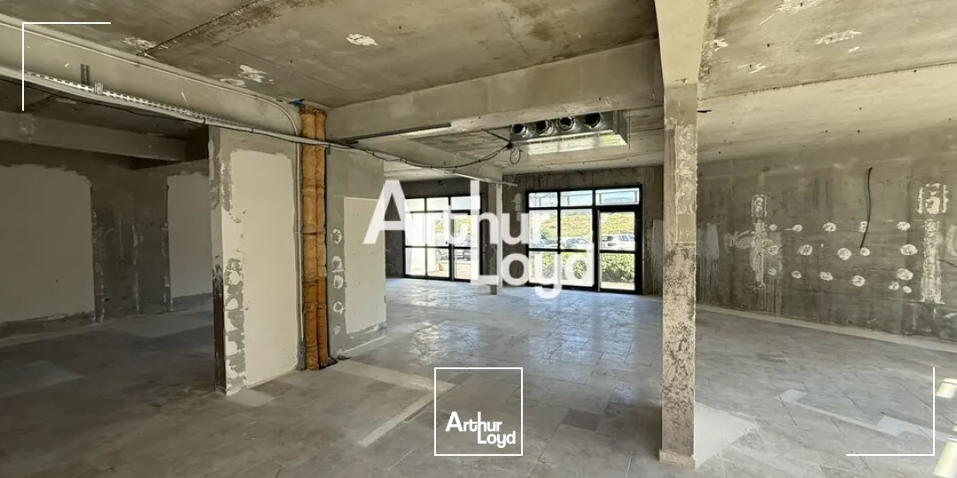 Locaux commerciaux - Location - PUGET SUR ARGENS - 83480 - 157.13-157.13 - 7921529