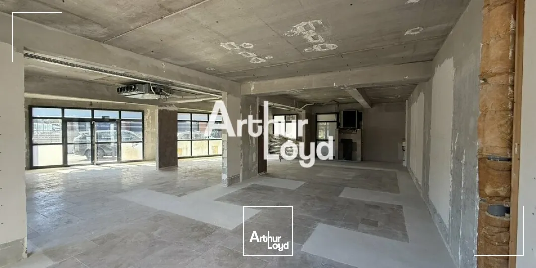 Locaux commerciaux - Location - PUGET SUR ARGENS - 83480 - 157.13-157.13 - 7921527