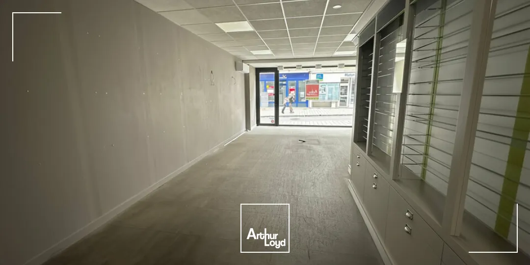 Locaux commerciaux - Location - BOURGES - 18000 - 65-65 - 7921746