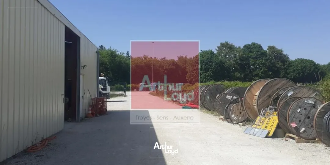 Locaux d'activité & Entrepôts - Location - VERRIÈRES - 10390 - 200-400 - 7922808