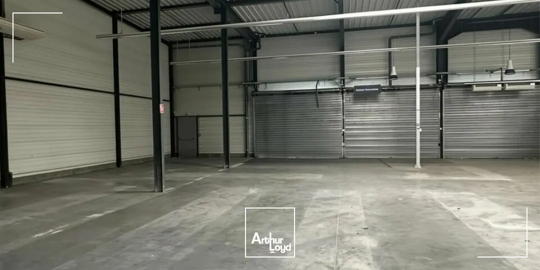 Locaux d'activité & Entrepôts - Location - SAINT DOULCHARD - 18230 - 690-690 - 7922830