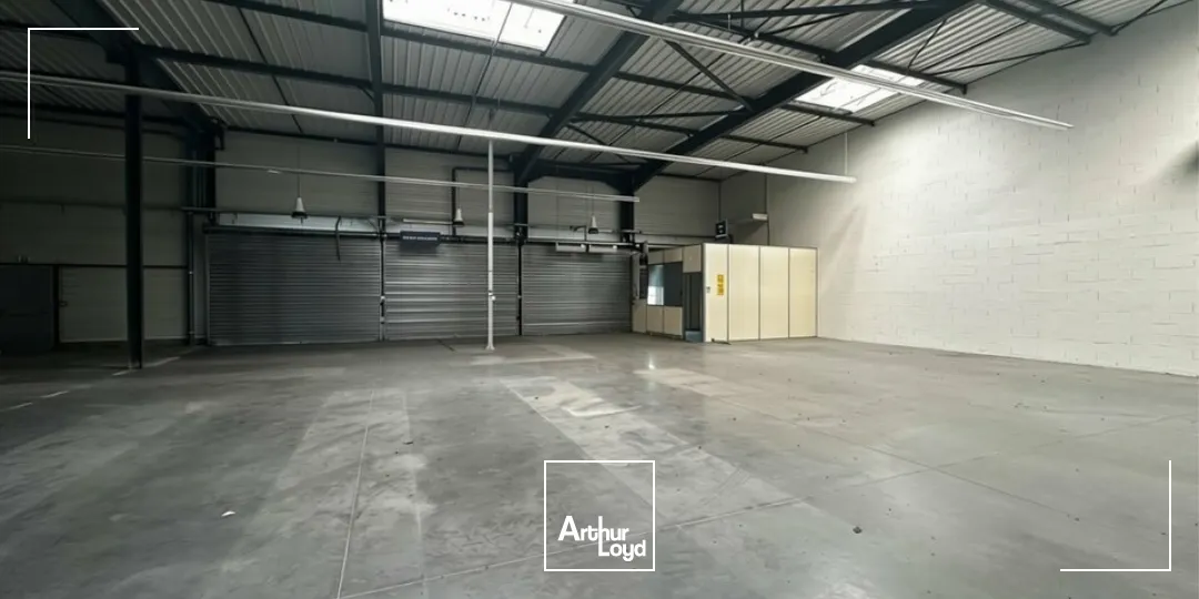Locaux d'activité & Entrepôts - Location - SAINT DOULCHARD - 18230 - 690-690 - 7922831