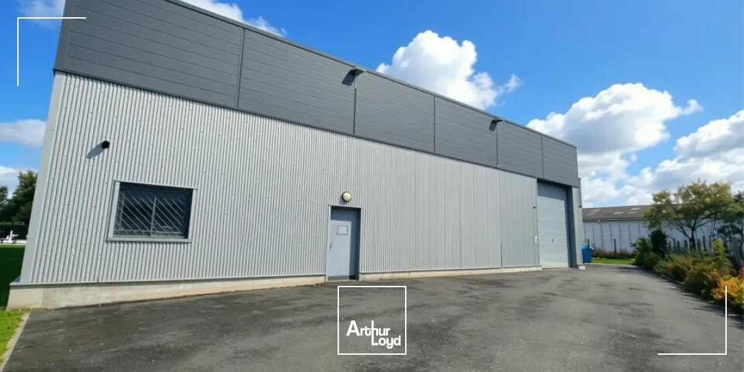 Locaux d'activité & Entrepôts - Location - SAINT DOULCHARD - 18230 - 690-690 - 7922832