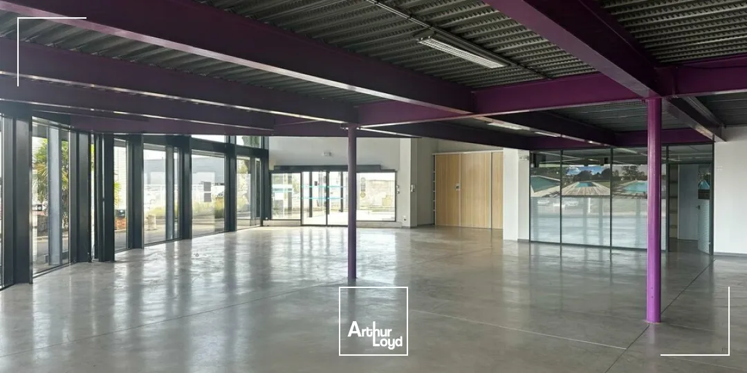 Locaux commerciaux - Location - SAINT-DOULCHARD - 18230 - 1008-1008 - 7922844