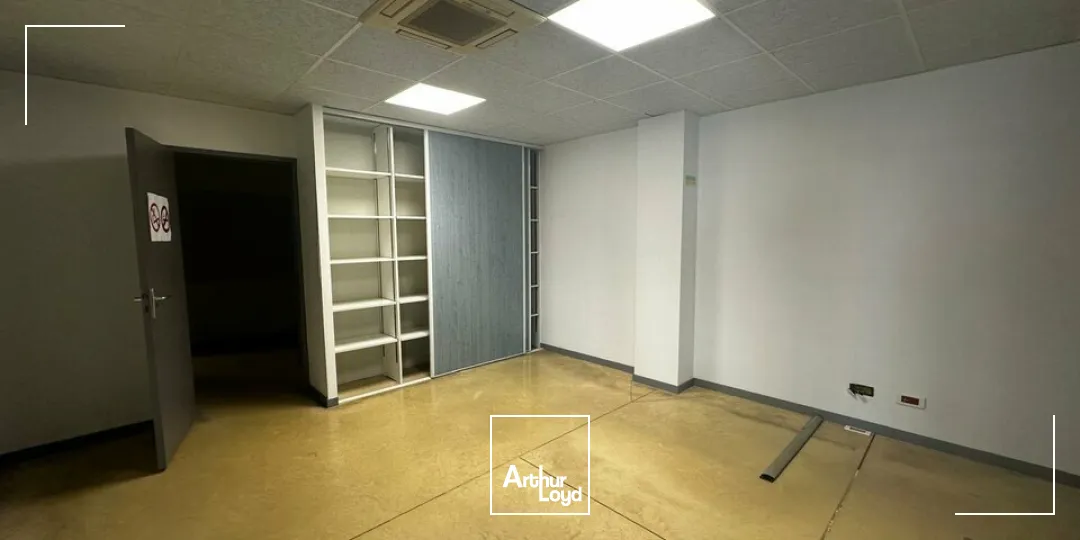 Locaux commerciaux - Location - SAINT-DOULCHARD - 18230 - 1008-1008 - 7922846
