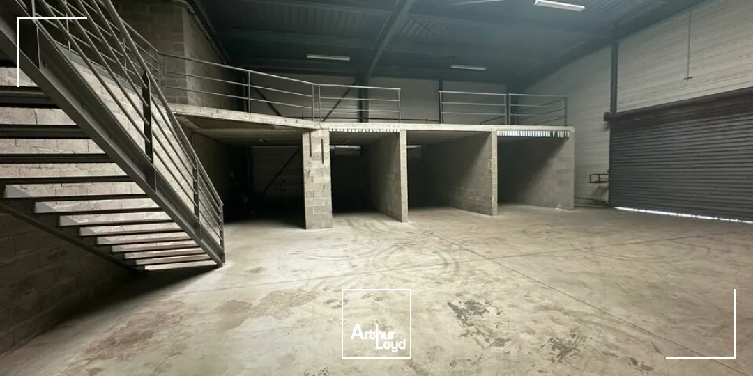 Locaux commerciaux - Location - SAINT-DOULCHARD - 18230 - 1008-1008 - 7922853