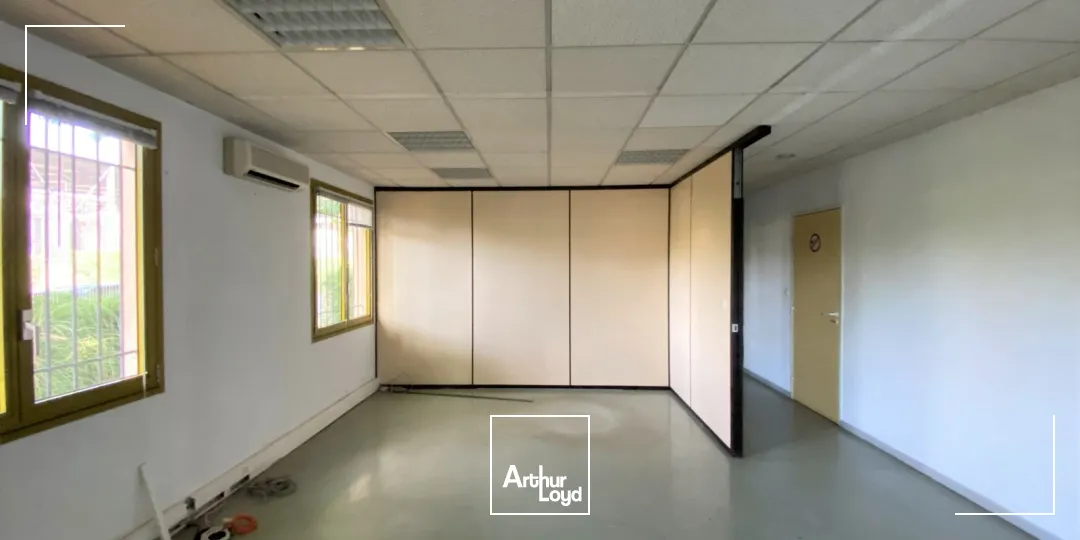 Locaux d'activité & Entrepôts - Location - VITROLLES - 13127 - 150-150 - 7922917