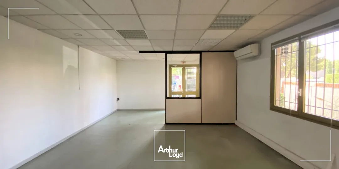 Locaux d'activité & Entrepôts - Location - VITROLLES - 13127 - 150-150 - 7922918