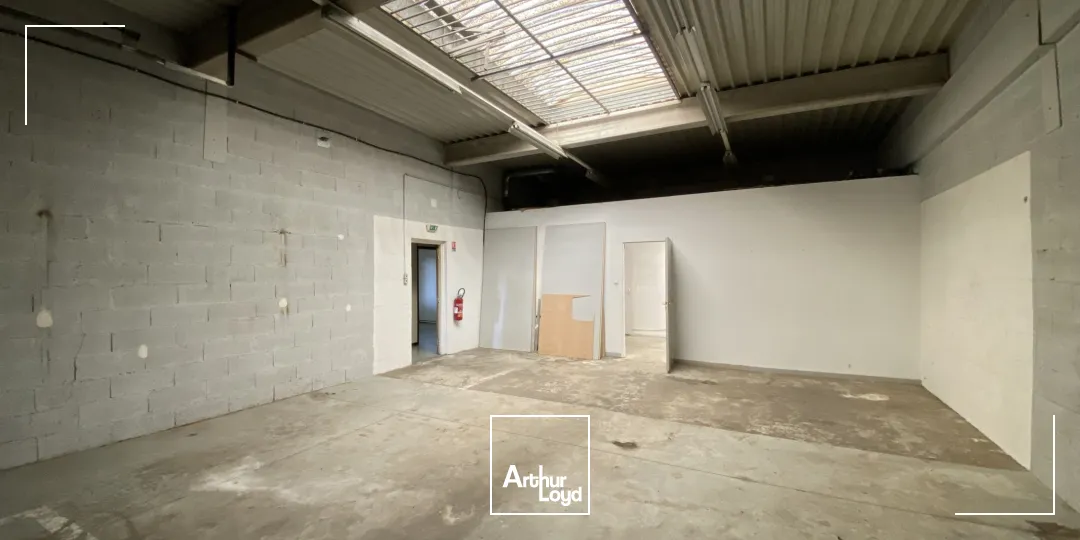 Locaux d'activité & Entrepôts - Location - VITROLLES - 13127 - 150-150 - 7922922