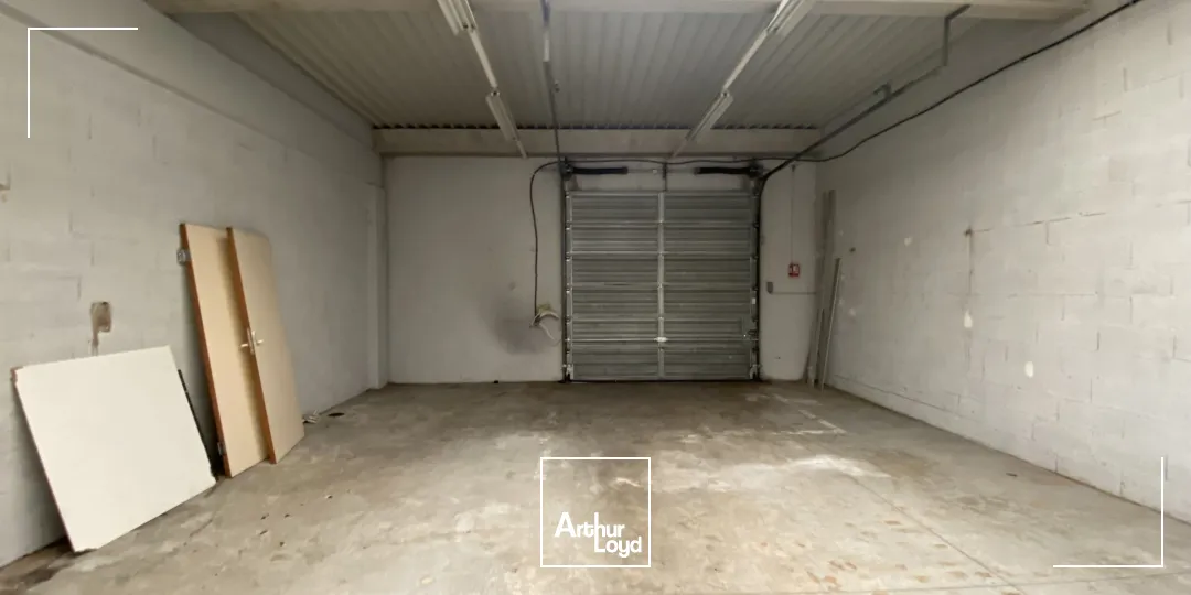 Locaux d'activité & Entrepôts - Location - VITROLLES - 13127 - 150-150 - 7922921