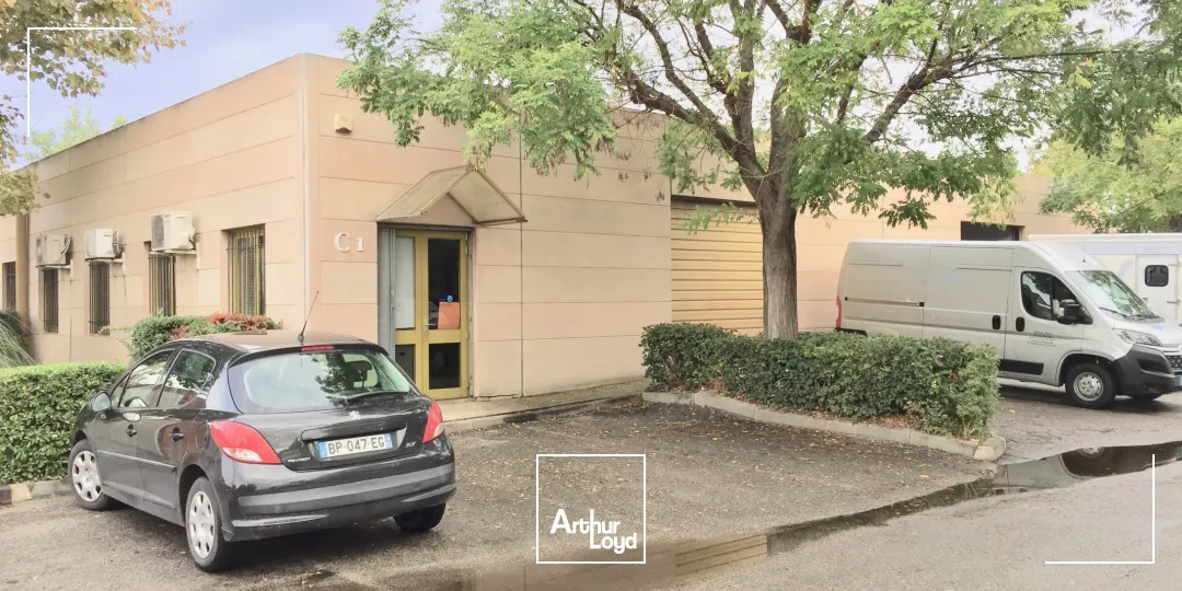 Locaux d'activité & Entrepôts - Location - VITROLLES - 13127 - 150-150 - 7922915