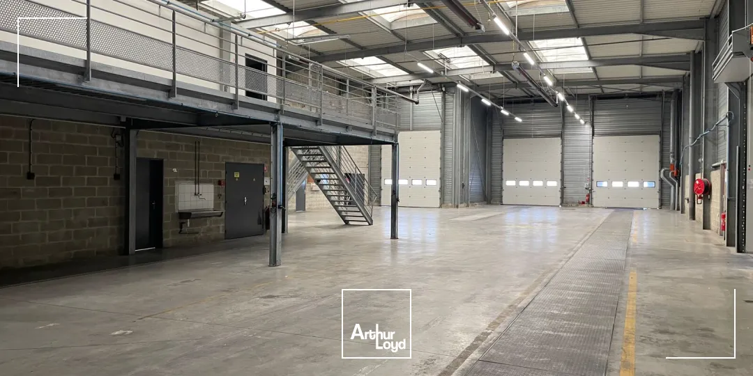 Locaux d'activité & Entrepôts - Location - COMPIEGNE - 60200 - 1396.44-1396.44 - 7923003