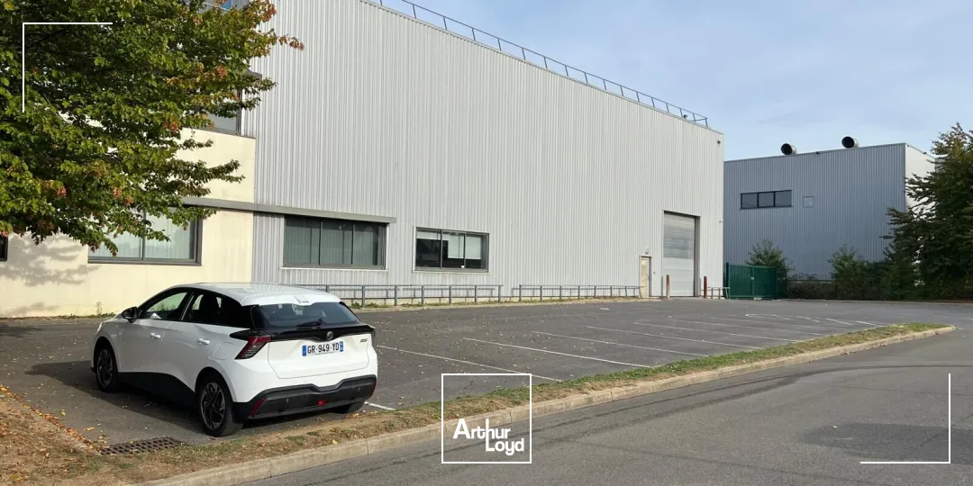 Locaux d'activité & Entrepôts - Location - LE MESNIL AMELOT - 77990 - 1309-1309 - 7923452