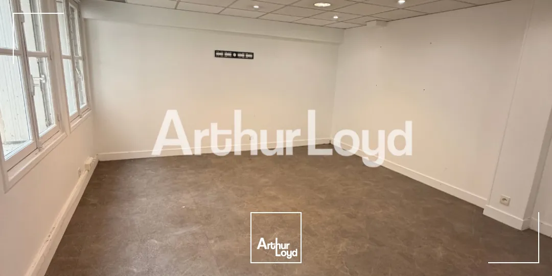 Locaux commerciaux - Location - CAEN - 14000 - 110.12-110.12 - 7923719