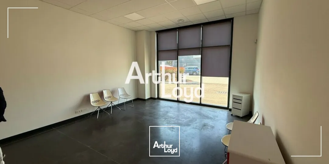 Locaux commerciaux - Vente - FRÉJUS - 83600 - 430-430 - 7923756