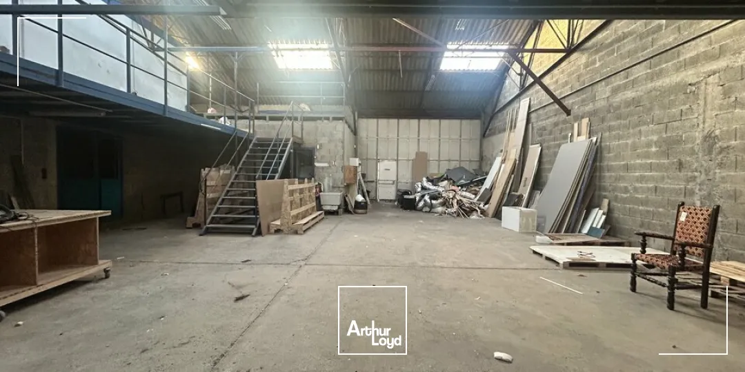 Locaux d'activité & Entrepôts - Location - CHALON-SUR-SAÔNE - 71100 - 500-500 - 7923845
