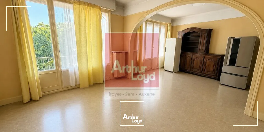 Locaux d'activité & Entrepôts - Vente - TROYES - 10000 - 363-363 - 7924585