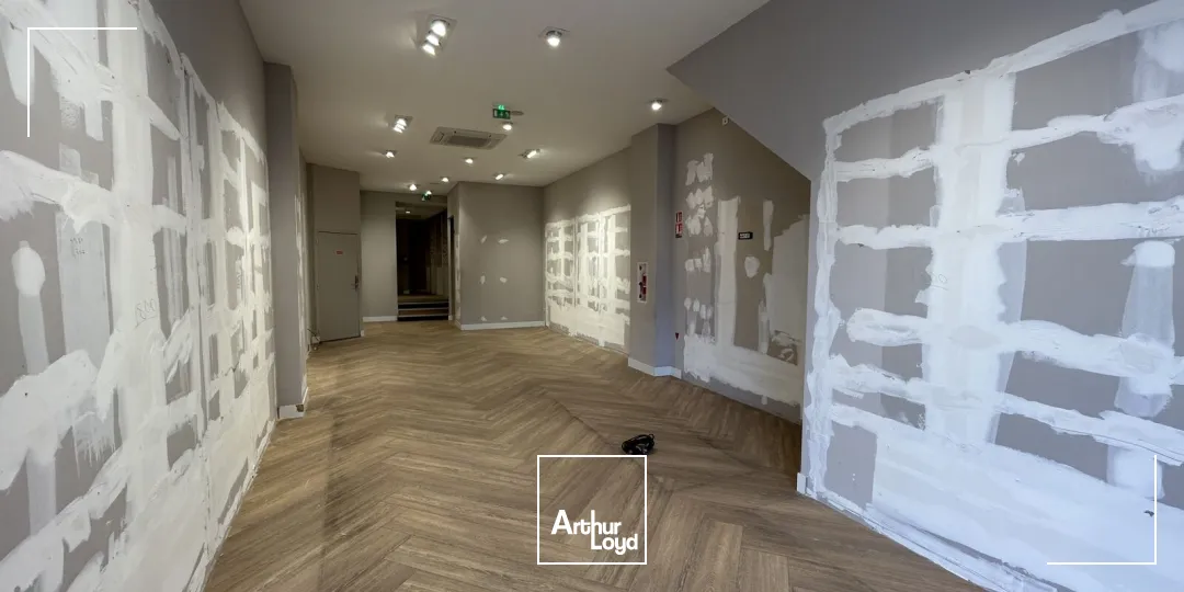 Locaux commerciaux - Location - SAINT QUENTIN - 02100 - 220-220 - 7924615