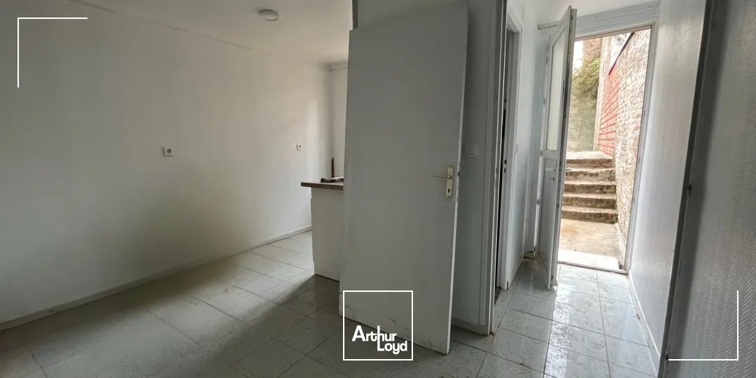 Locaux commerciaux - Location - SAINT QUENTIN - 02100 - 89-89 - 7924623