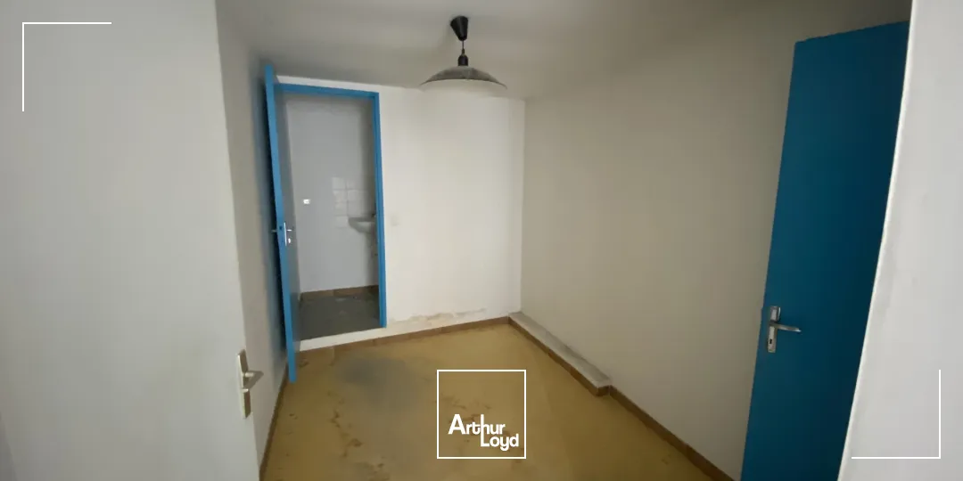 Bureaux - Location - SALON DE PROVENCE - 13300 - 76-76 - 7924773