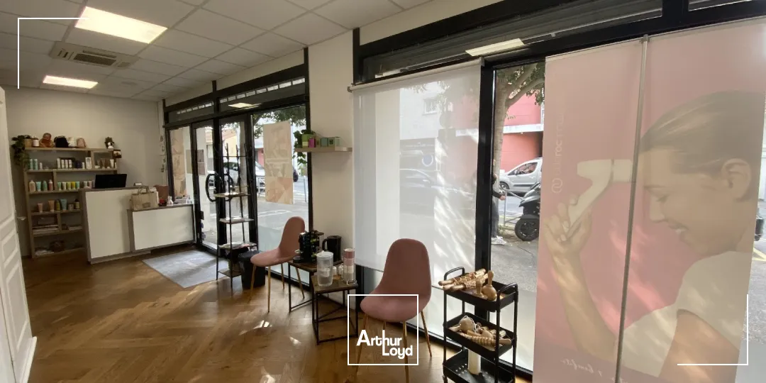 Locaux commerciaux - Cession - SALON DE PROVENCE - 13300 - 56-56 - 7925596