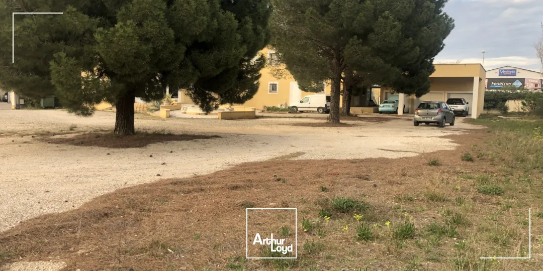 Locaux commerciaux - Vente - ISTRES - 13800 - 633-633 - 7925835