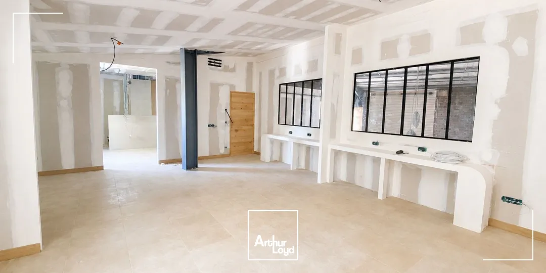 Locaux d'activité & Entrepôts - Location - SALON DE PROVENCE - 13300 - 200-200 - 7927310