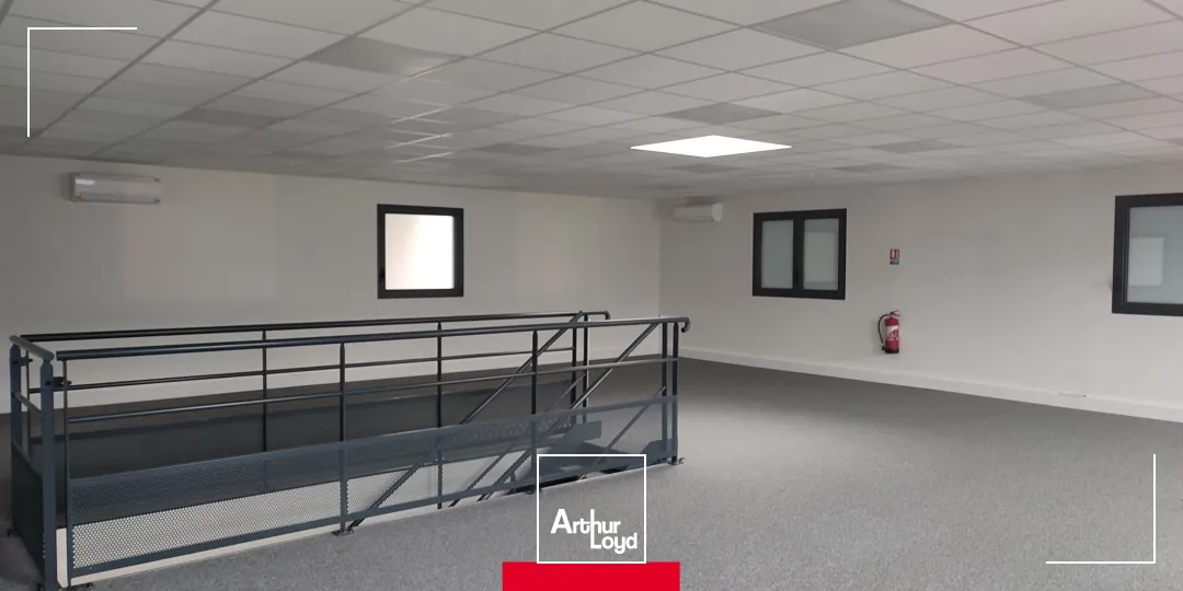 Locaux d'activité & Entrepôts - Location - GENAY - 69730 - 378-378 - 7930622