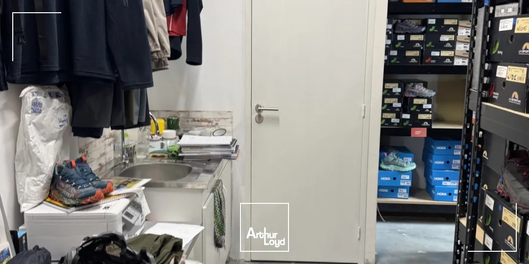 Locaux commerciaux - Location - GENAY - 69730 - 118-118 - 7930771