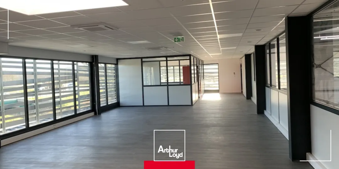 Locaux d'activité & Entrepôts - Location - CERTINES - 01240 - 522-522 - 7930956