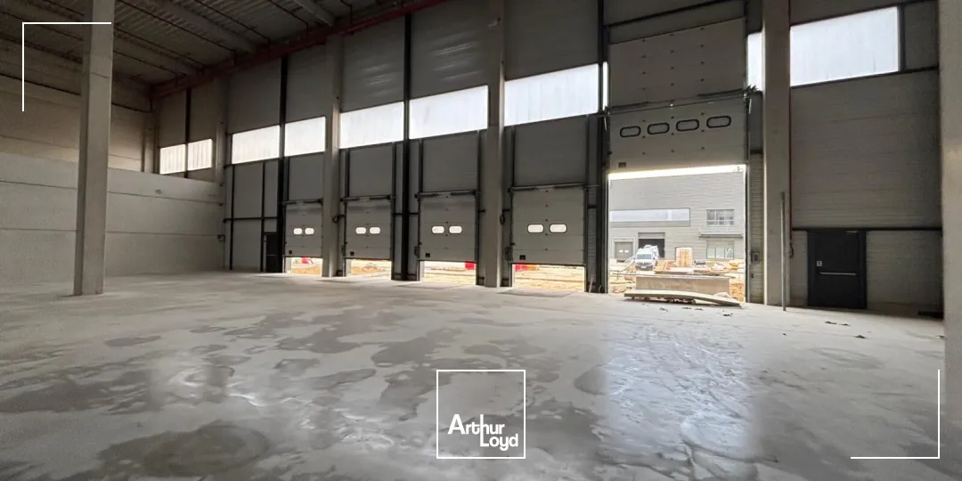 Locaux d'activité & Entrepôts - Location - PERSAN - 95340 - 3234.8-26698 - 7931287