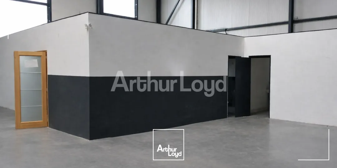 Locaux d'activité & Entrepôts - Location - ESCAUDAIN - 59124 - 500-500 - 7935459