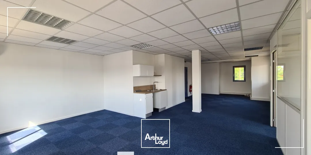 Bureaux - Location - CHASSIEU - 69680 - 80-166 - 7941050