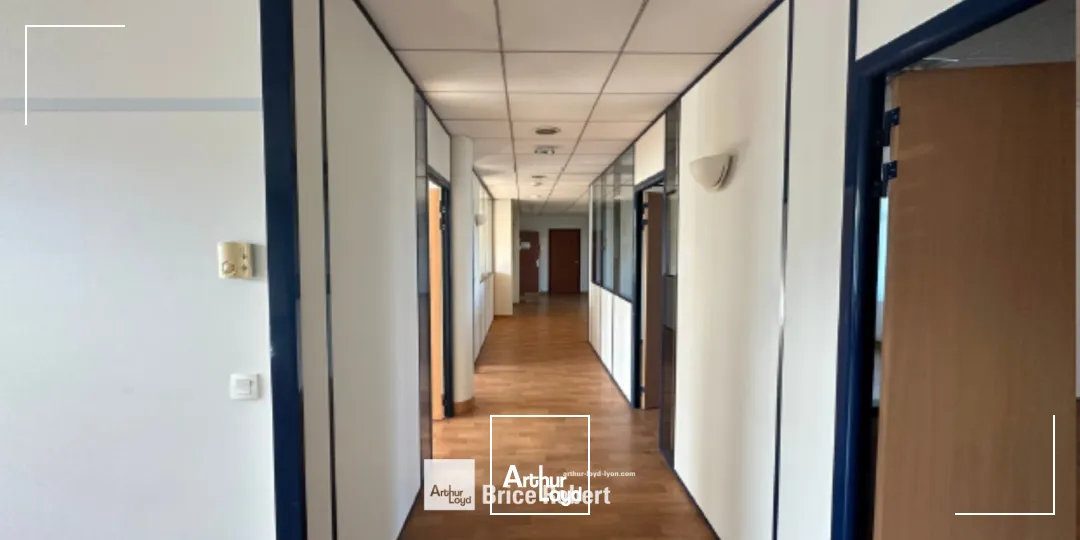 Bureaux - Location - CHASSIEU - 69680 - 247.15-247.15 - 7941924