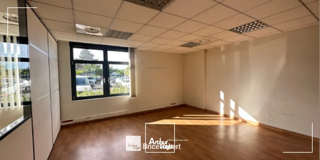 Bureaux - Location - CHASSIEU - 69680 - 247.15-247.15 - 7941925