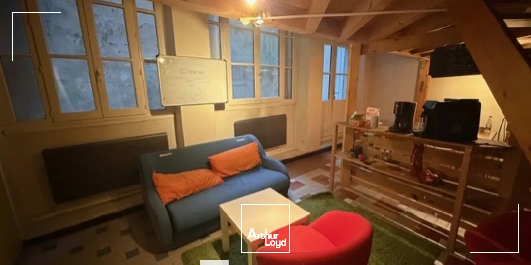 Locaux commerciaux - Location - LYON - 69002 - 100-100 - 7943851