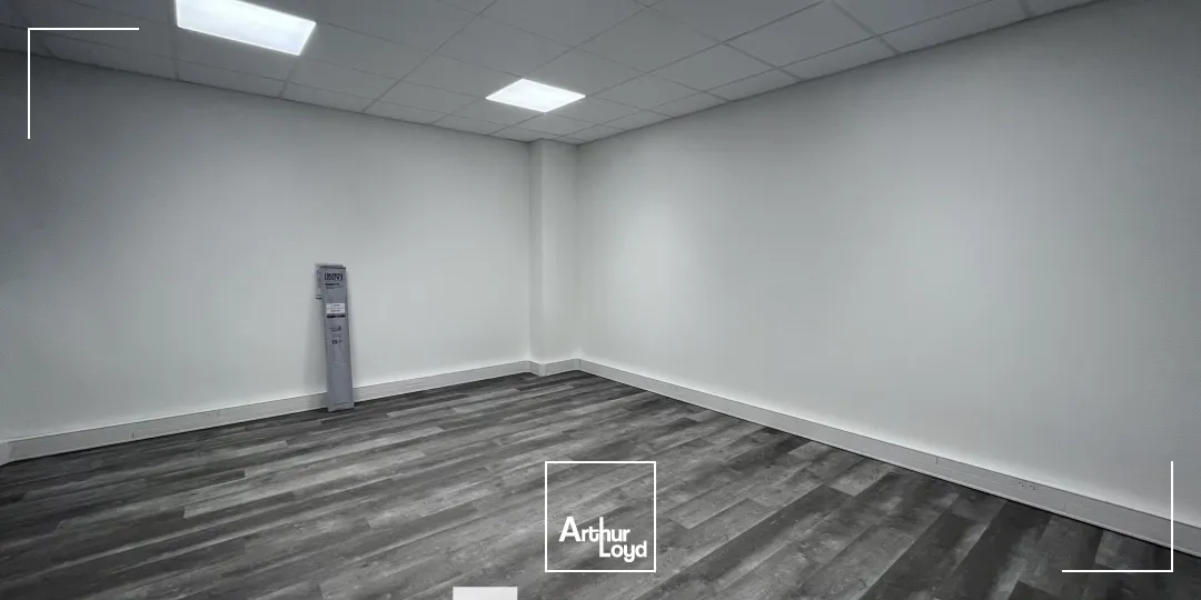 Locaux d'activité & Entrepôts - Location - VAULX EN VELIN - 69120 - 195-195 - 7947202